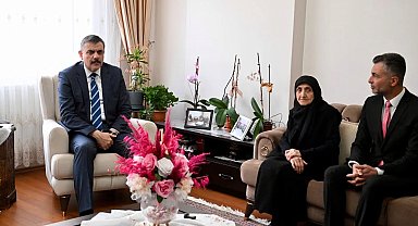 Vali Çiftçi'den şehit annesine vefa