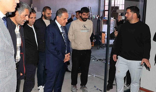 Vali Usta, asfalt çalışmalarını inceledi