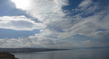 Van semalarında bulut ve ışık şöleni: Gündüz bulutların dansı, akşam büyülü manzaralar