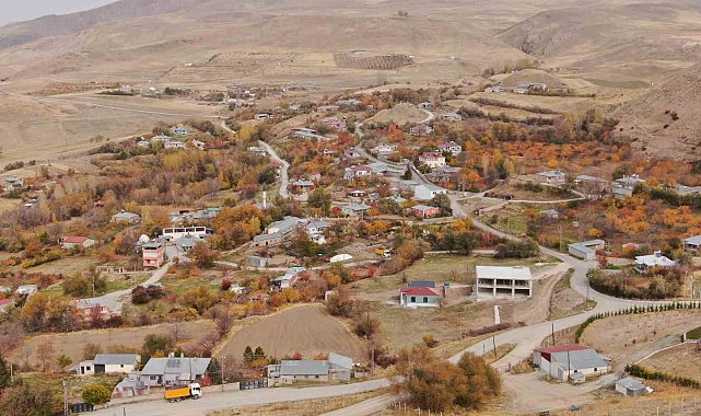 Van'da kartpostallık sonbahar manzaraları
