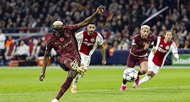 Victor Osimhen'den Avrupa'da ilk hat-trick