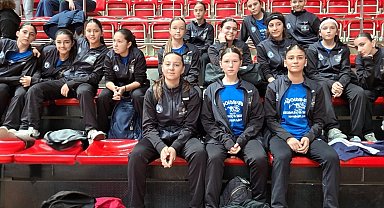 Yalıkavakspor altyapısı mevlana turnuvasına farklı galibiyetle başladı
