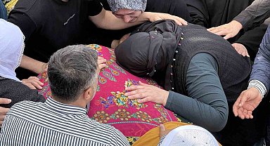 Yangında hayatını kaybedenlere son veda