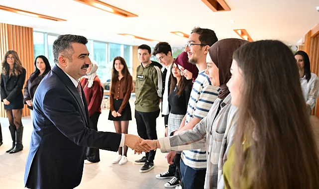Yıldırım Belediye Başkanı Yılmaz gençlerle buluştu