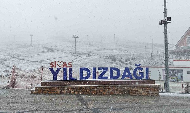 Yıldız Dağı beyaz gelinliğini giydi, kayak merkezi havadan görüntülendi