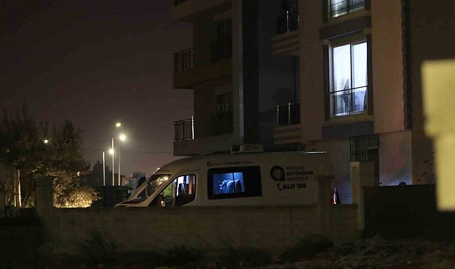 Yıllık izindeki polis memuru dehşet saçtı: Eşi ve 2 kızını öldürdü