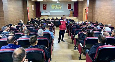 Yüksekova ve Çukurca'daki öğretmenlere acil durum eğitimi