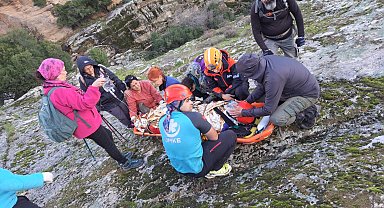 Yürüyüş yaparken dere yatağına düşen şahıs kurtarıldı