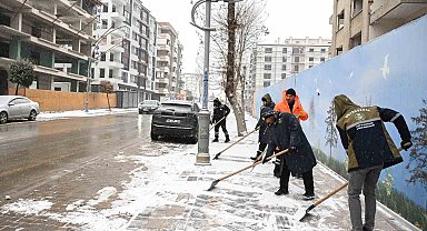 149 mahallede yol açma çalışmaları devam ediyor