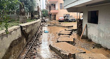 15 dakikalık yağmur Alanya'yı felç etti zararın boyutu ertesi gün ortaya çıktı