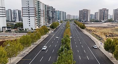 170 bin ton sıcak asfaltla Diyarbakır'ın ana aksları yenilendi