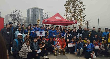 380 sporcu, Okul Sporları Oryantiring Yarışması'nda ter döktü