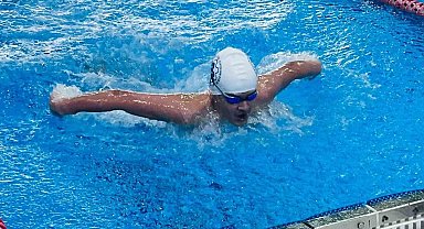 'Okul Sporları Gençler İl Birinciliği Yüzme' müsabakaları sürüyor