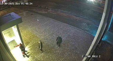 Adana'da 4 çocuk, beğendiği 4 motosikleti galeriden çaldı