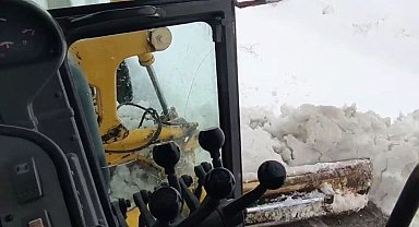 Adana'yı Kayseri'ye bağlayan Gezbeli Geçidinde kapanan yol açıldı