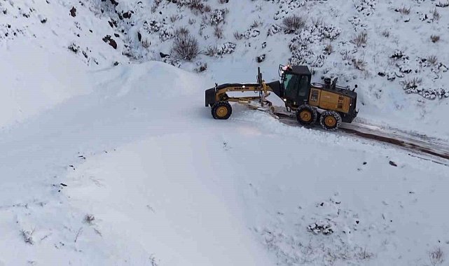 Adıyaman'da birçok köy ve mezraya ulaşım sağlanamıyor
