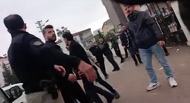 Adıyaman'da intihar olayını haber yapan gazetecileri polisler darbetti