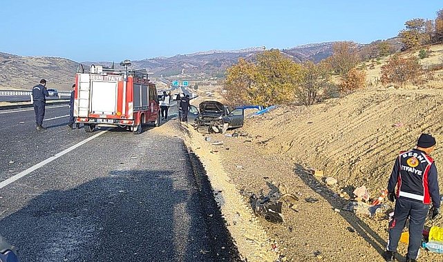 Adıyaman'da otomobil şarampole yuvarlandı