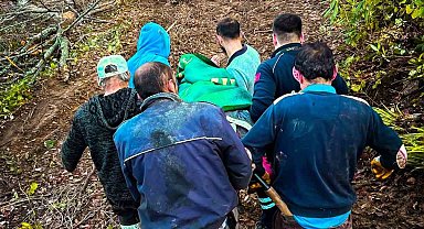 Ağaç keserken yaralanan işçi için seferber oldular