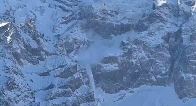 Ağrı Dağı'nda çığ düştü