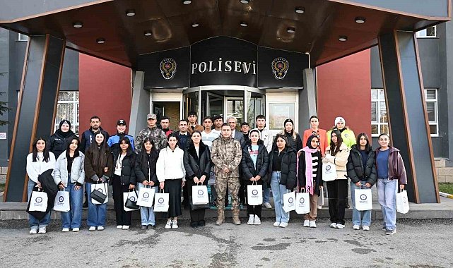 Ağrı'da öğrencilere üniversite gezisi ve emniyet söyleşisi düzenlendi