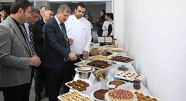 Ağrı'da "Topraktan Sofraya Pancarın Zarafeti" etkinliğinde şeker pancarından elde edilen 20 çeşit ürünün sunumu yapıldı