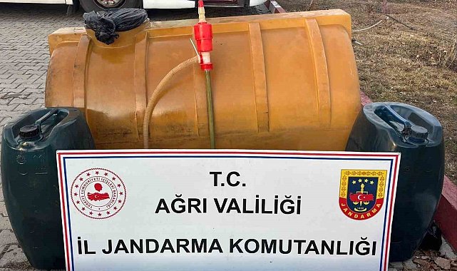 Ağrı'da yolcu otobüsünde 245 litre kaçak akaryakıt ele geçirildi