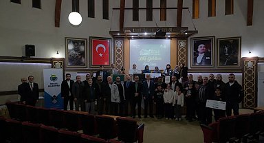 Aile okulunda ödüller sahiplerini buldu