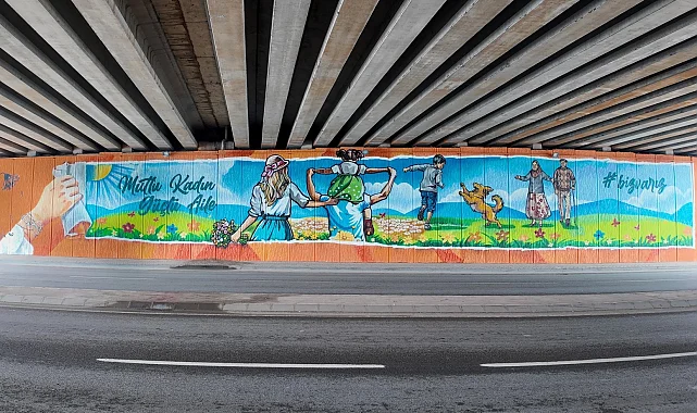 Aile yılında güçlü aile vurgusu Kocaeli'de duvarlara yansıdı