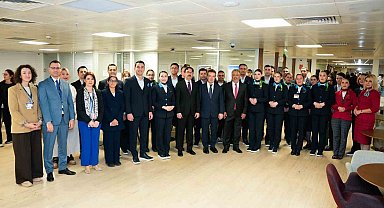 AJet Yönetim Kurulu Başkanı Bolat: "AJet ve Türk Hava Yolları sadece birer havayolu şirketi değil, aynı zamanda Türkiye'nin dünyaya açılan yüzü^"