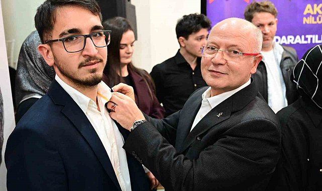 AK Parti Bursa ailesi büyümeye devam ediyor