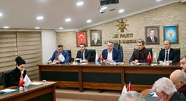 AK Parti Sakarya'da değerlendirme toplantıları yapıldı