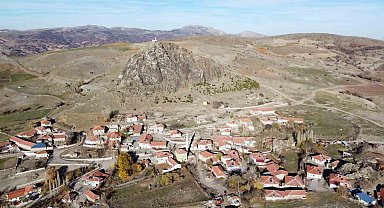 Akçakale su kuyusu ve kuş bakışı manzarasıyla turist çekiyor
