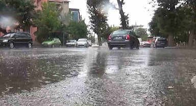 Aksaray'da yağmur etkili oluyor