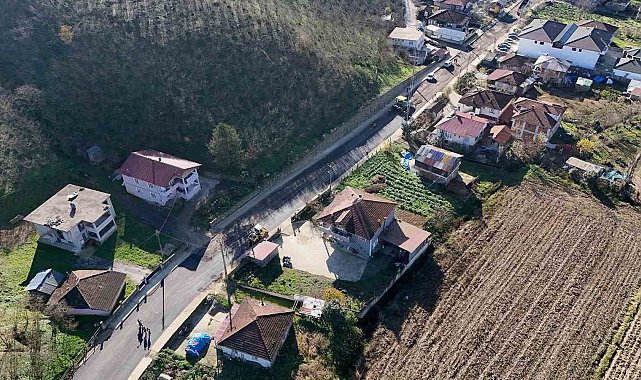 Akyazı'da altyapı bitti, asfalt serimi başladı
