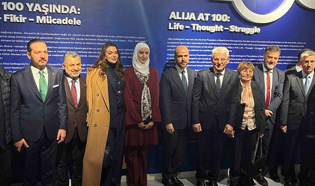 Aliya İzzetbegoviç'in 100. doğum yılına özel sergi AKM'de açıldı