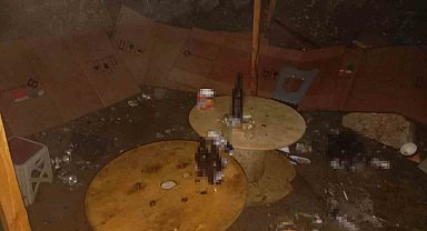 Alkoliklerin mesken tuttuğu baraka alev alev yandı