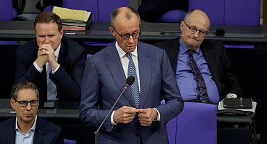 Almanya Başbakanı Merz: "Büyük güçlerin oyun topu değiliz"