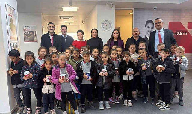 Ana sınıfı öğrencileri bankada tasarrufla tanıştı