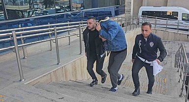 Anaokulu önünde kamyonetin ezdiği 4 yaşındaki Sarp toprağa verildi