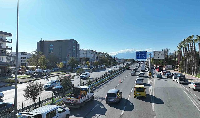 Ankara Büyükşehir'den Gazi Bulvarı'na otokorkuluk