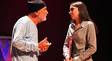 Ankara Keçiören'de 'Deliler Koğuşu' yüreklere dokundu