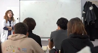 Antakya'da gençlik akademisi öğrencileri geleceğe hazırlıyor