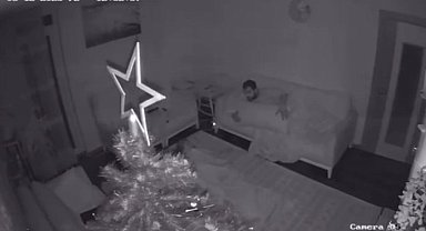 Antalya 4.3 ile sallandı, deprem anı güvenlik kamerasına yansıdı