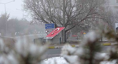 Ardahan eksi 15 dereceyle buz kesti