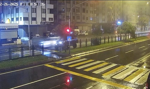 Arka koltuktan direksiyona geçti, bir gencin ölümüne neden oldu