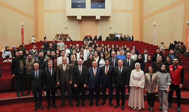 ATAÜNİ genç ofisten ufuk açan panel: "Fikirden aksiyona giden yol"