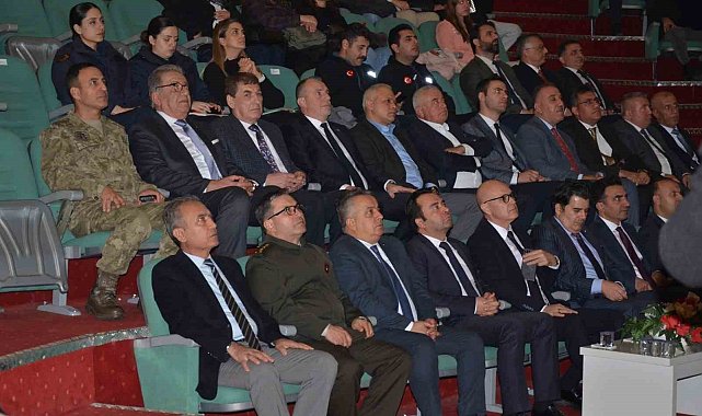 Aydın'da Bağımlılıkla Mücadele Paneli düzenlendi