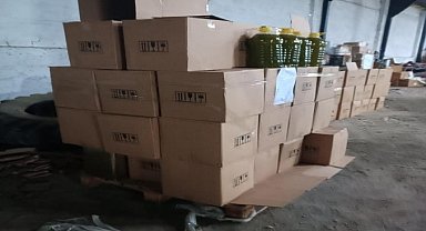 Aydın'da piyasa sürülmeye hazırlanan 931 litre sahte yağ yakalandı