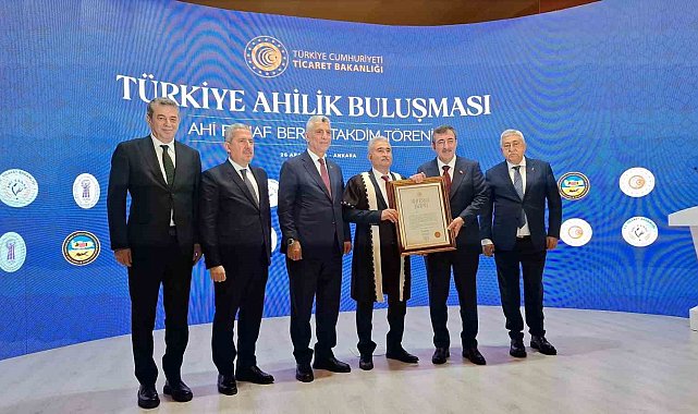Aydın'ın Ahisi Gülter'e Ahi Esnaf Beratı verildi